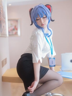 Sakura Li Li Eriri - Thư ký Gan Yu
