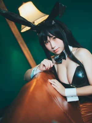 Cong Cong Cong Luan - Atago Rabbit Girl