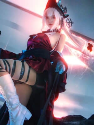 Mèo điên - Arknights Skadi