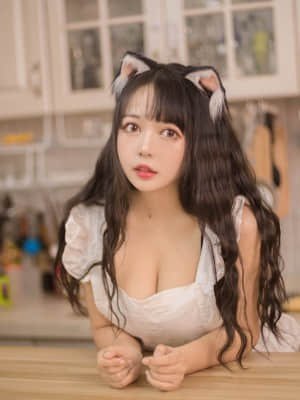 Black Cat Ovo - Cat Maid