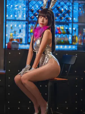 Neko Weiwei - Em gái ác quỷ Qianye Bunny Girl